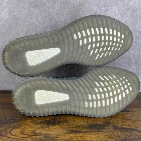 adidas gazelle silver green womens Yeezy Boost 350 V2 Beluga 2.0 (AH2203)